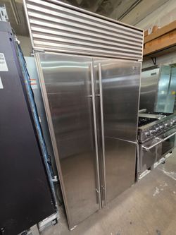 48" SUB ZERO BUILT IN STAINLESS STEEL REFRIGERATOR