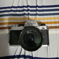 Vintage Nikon Fm 35 Mm Camrea 