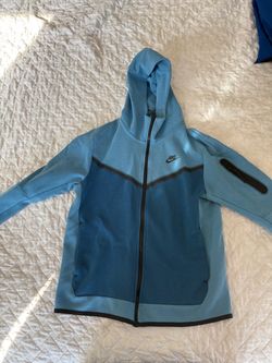 Nike tech