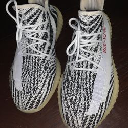 Yeezy 350 Zebra