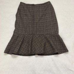 Flattering Plaid Mermaid Skirt – Stylish & Elegant – Size S/M 