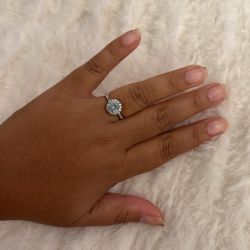 sterling silver ring with genuine gemston 