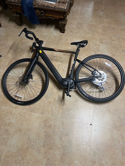 Ozark trail 700c Rebel+  Electric bike