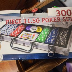 Cardinal Games 300 Piece Poker Set