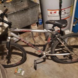 Bikes For Sale !!! 50 $ Each Or Come With Best Offer
