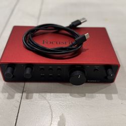 Focusrite Scarlett 2i2 4th Gen USB Audio Interface