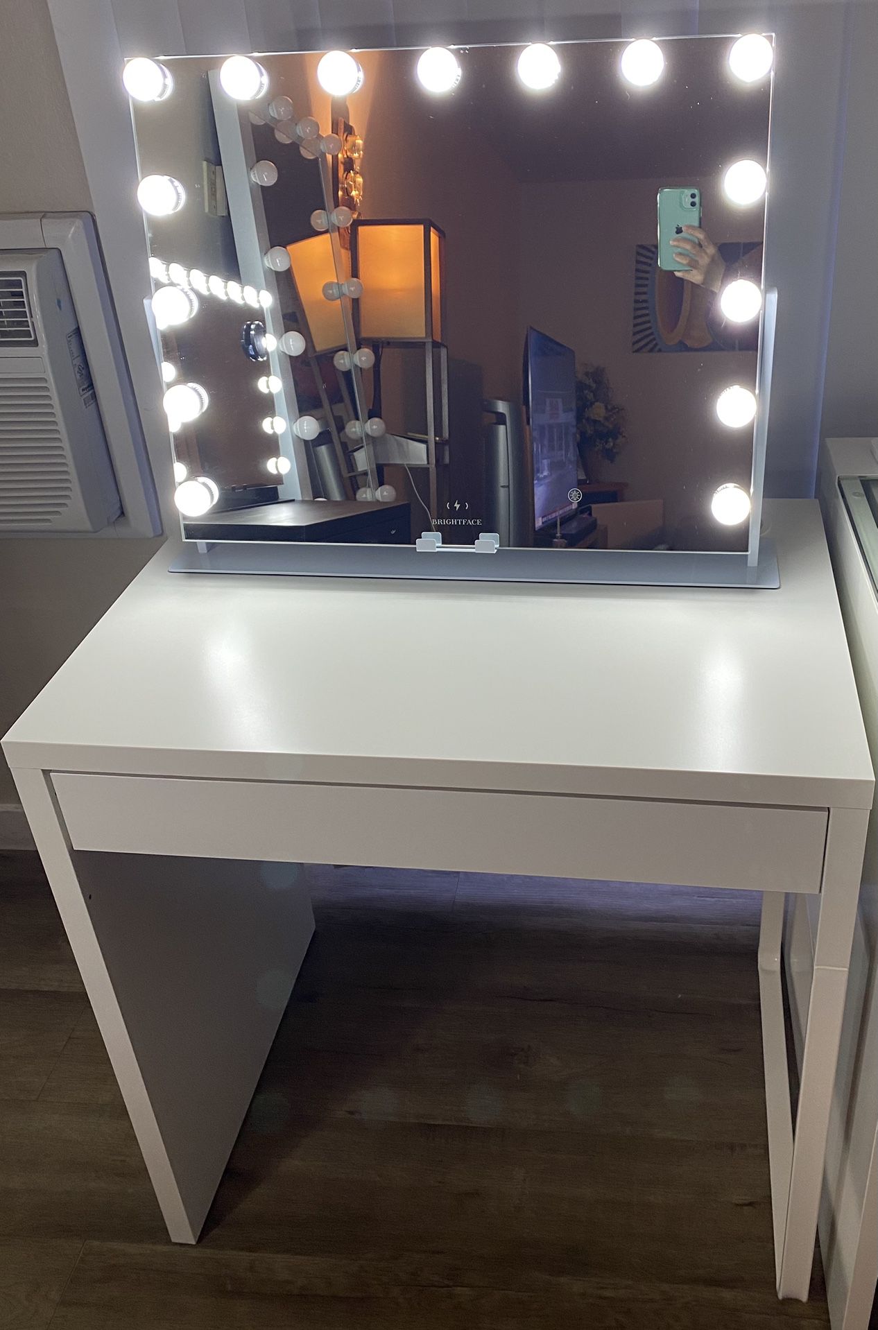 Brand New Vanity mirror With Table With Touchscreen Control And Built In Wireless Charger 