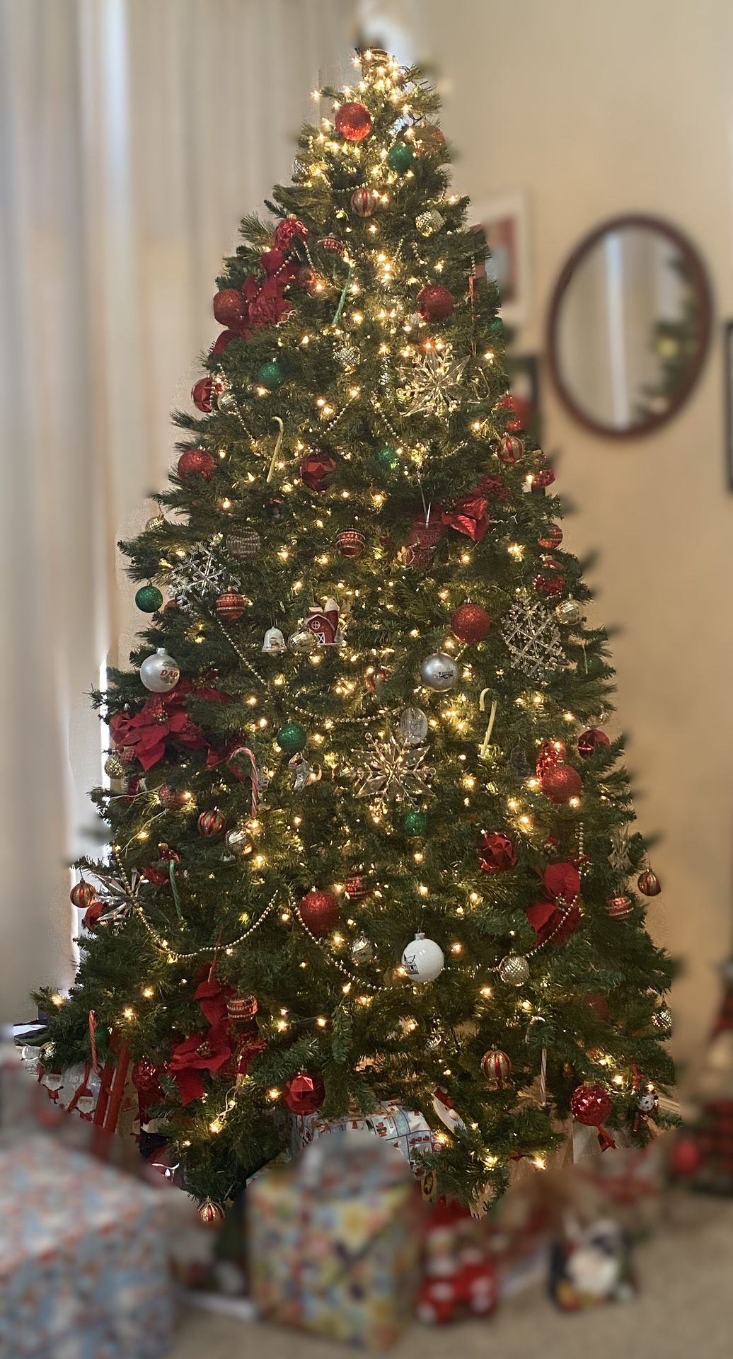9.5’ Prelit Christmas tree