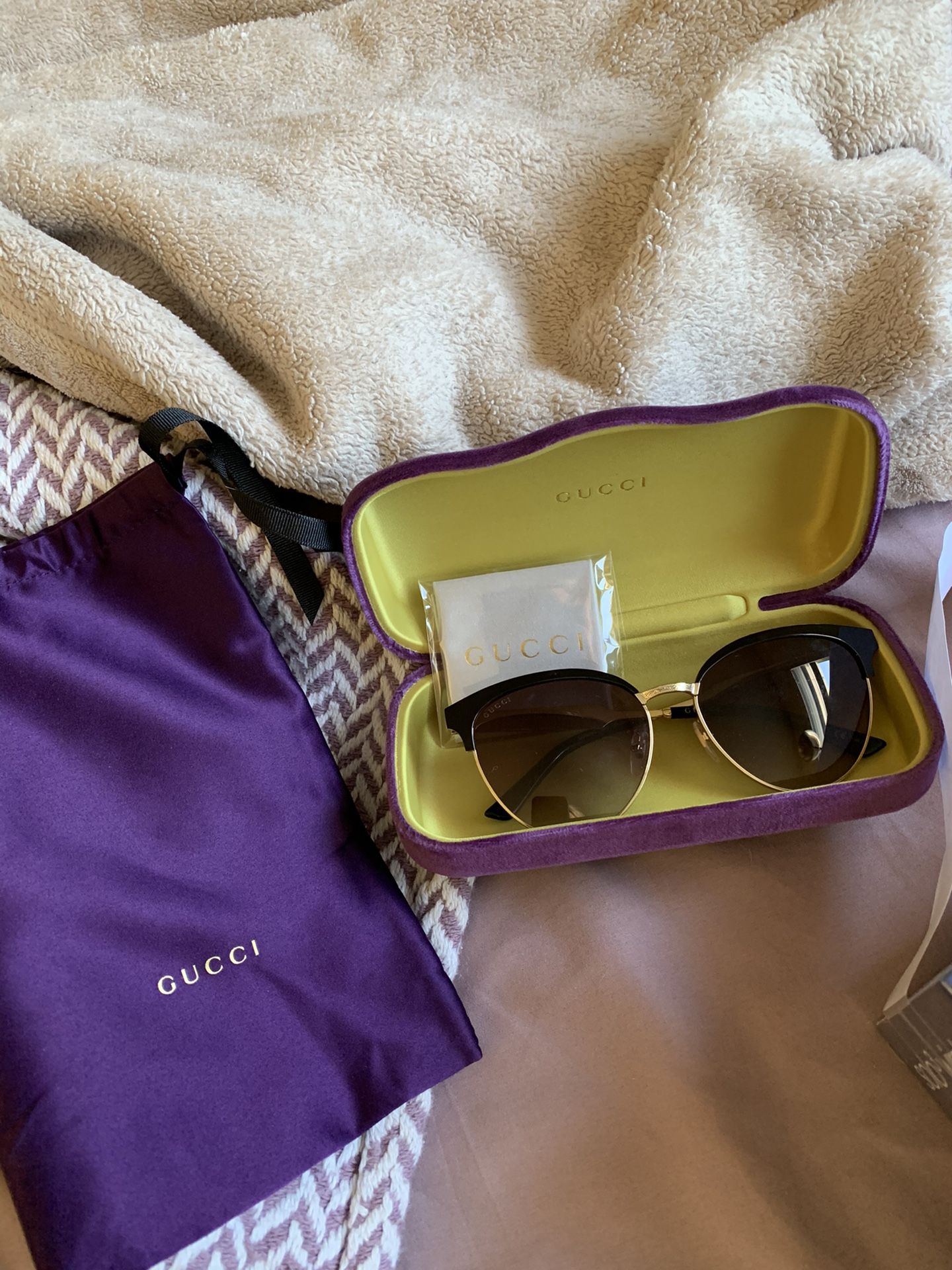 GLASSES AUTHENTIC BRAND NEW,All Products : American Fashion Style Bags On Sale