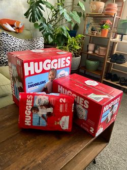 260 Huggies Snugglers Diapers Size 2