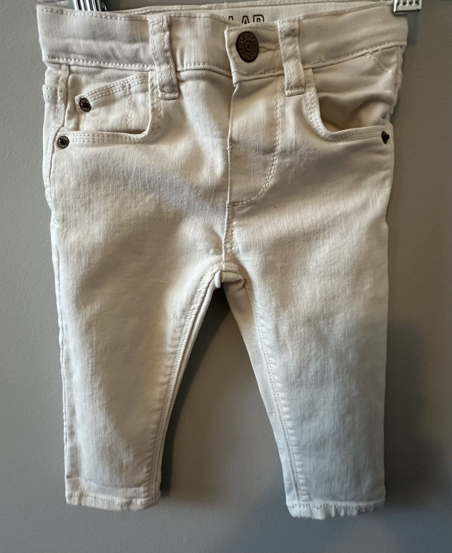 Zara Baby White Denim Jeans 9-12 Months Classic 5-Pocket Design