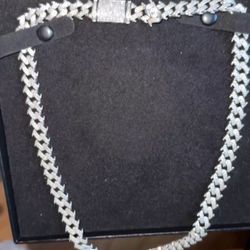 Diamond Chain 