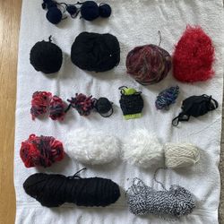Assortment Of Yarn 