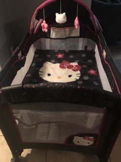 Hello Kitty Play Pen