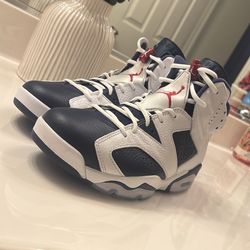 Jordan 6  White/ Midnight Navy’s