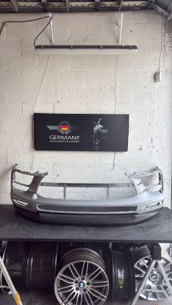 Porsche Macan 19-21  front. Bumper cover oem