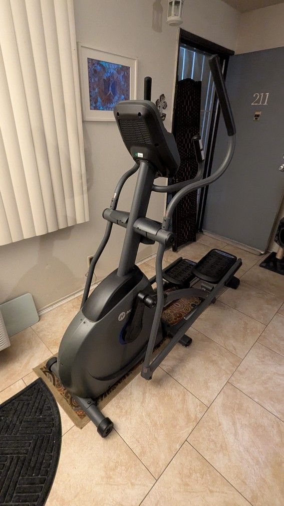 Horizon EX 59 Elliptical Machine