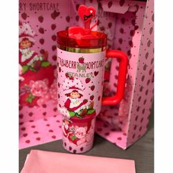 Strawberry shortcake 40oz Stanley