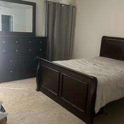 Bedroom Set 