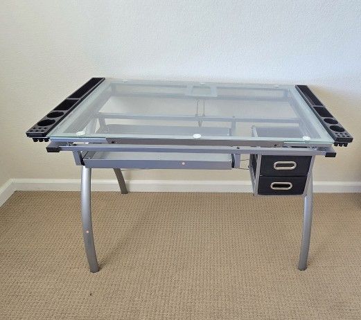 Adjustable Drafting Table