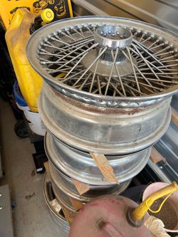 Wire Spoke Chrome Wheels Set