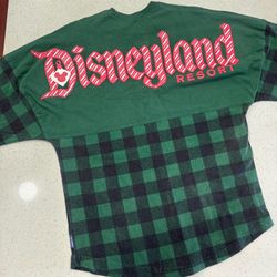 Disney Spirit Jersey Small Green Plaid Holiday Candy Cane Disneyland Resort 2020