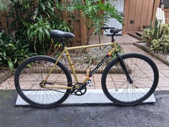 Pure Cycles Single Speed / Cruiser Bike / Bicycle