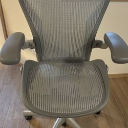 Herman Miller Aeron Office Chair Size B