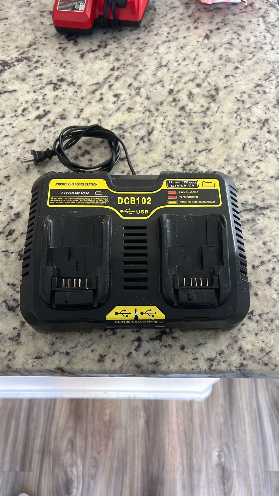 Dewalt DCB102 Dual Port Charger w/USB Ports