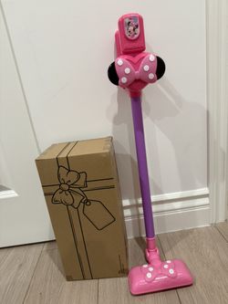Disney Junior Minnie Mouse Sparkle 'N Clean Play Vacuum with Lights and Sounds, Pretend Play, Kids Toys for Ages 3 up