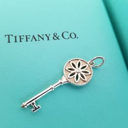 Tiffany & Co. Silver Daisy Key With Diamond Pendant