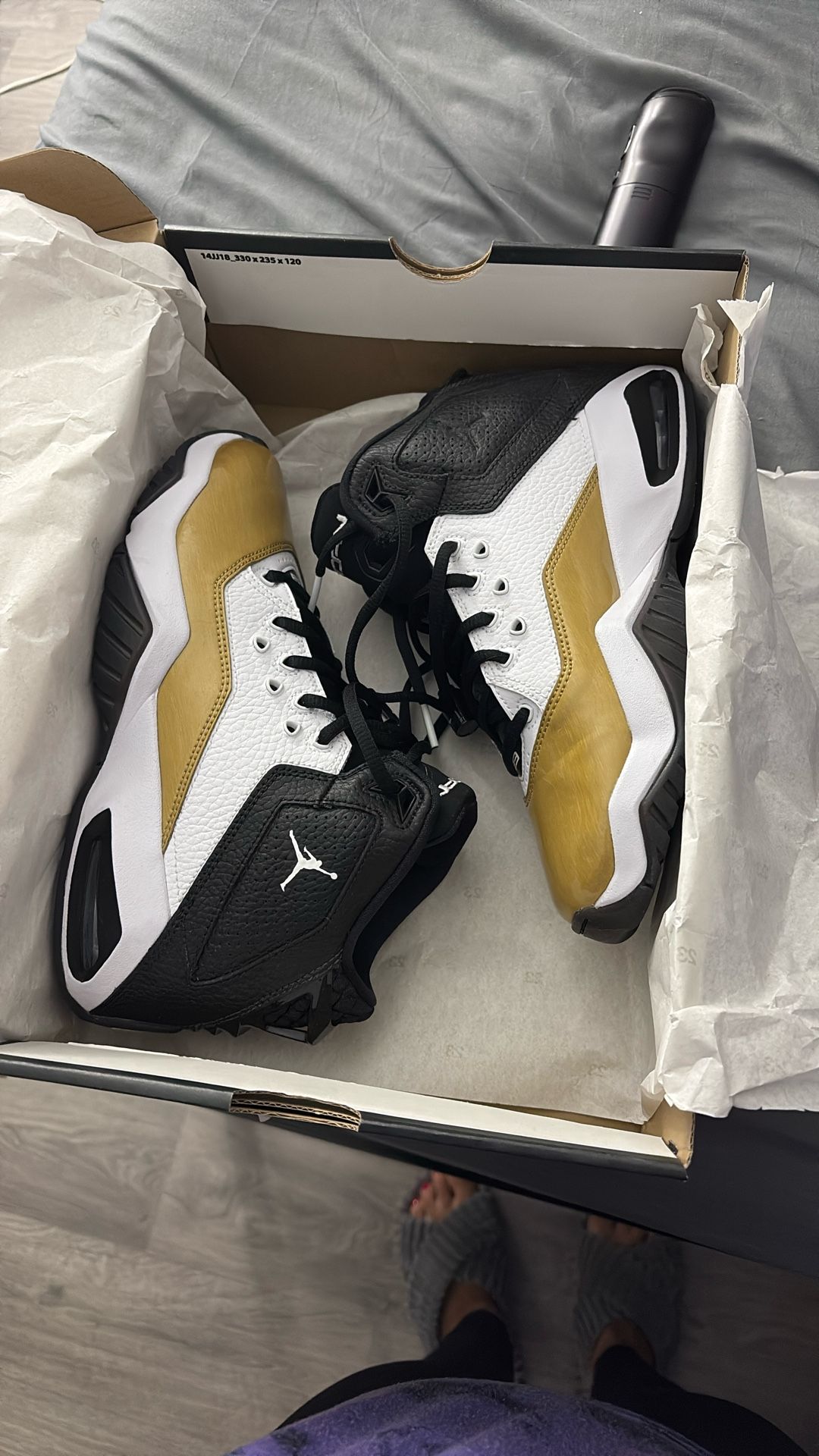 Jordan BLoyal Size 5.5