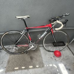 Trek 2.3 Road Bike (52)cm 