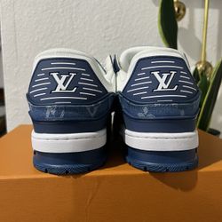 New LV Mens Shoes. 