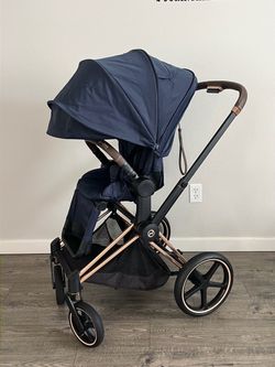 Cybex  Platinum stroller