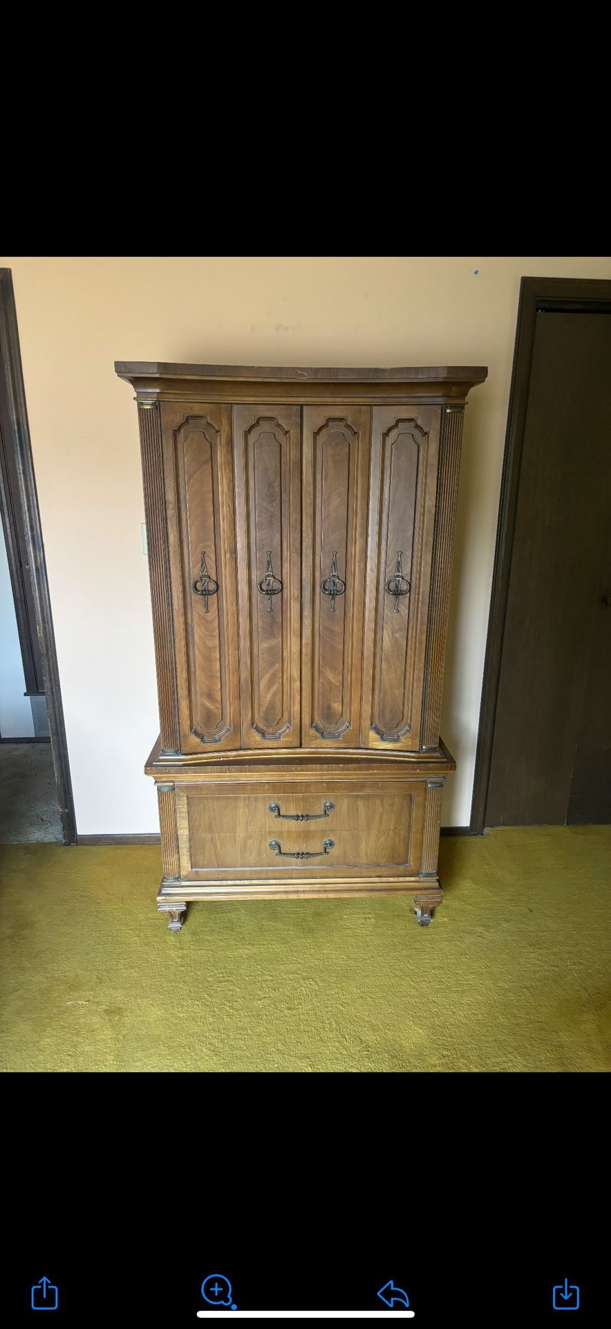 Armoire