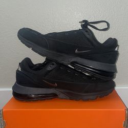 Nike Air Max Axis – Triple Black