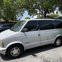 1996 GMC Safari