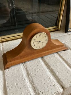 Mantle clock