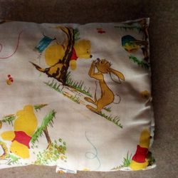 70's SEARS ROEBUCK & CO. DISNEY WINNIE THE POOH PILLOW 