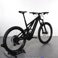 2023 Brand New Turbo Levo  Carb  **Read The Ads**