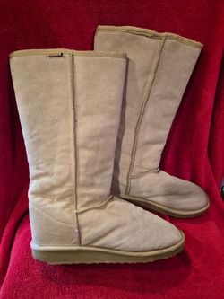 SUEDE BOOTS