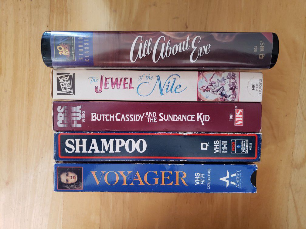LOT OF 5 VHS TAPES.. SHAMPOO & MORE