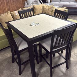 Dinettes 499 up