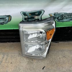 2011-2016 Ford F250/350 Headlight Oem 