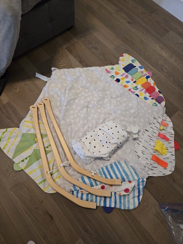 Lovevery Tummy Time Mat