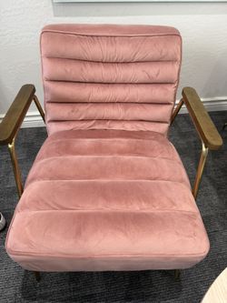 2 Pink Chairs 