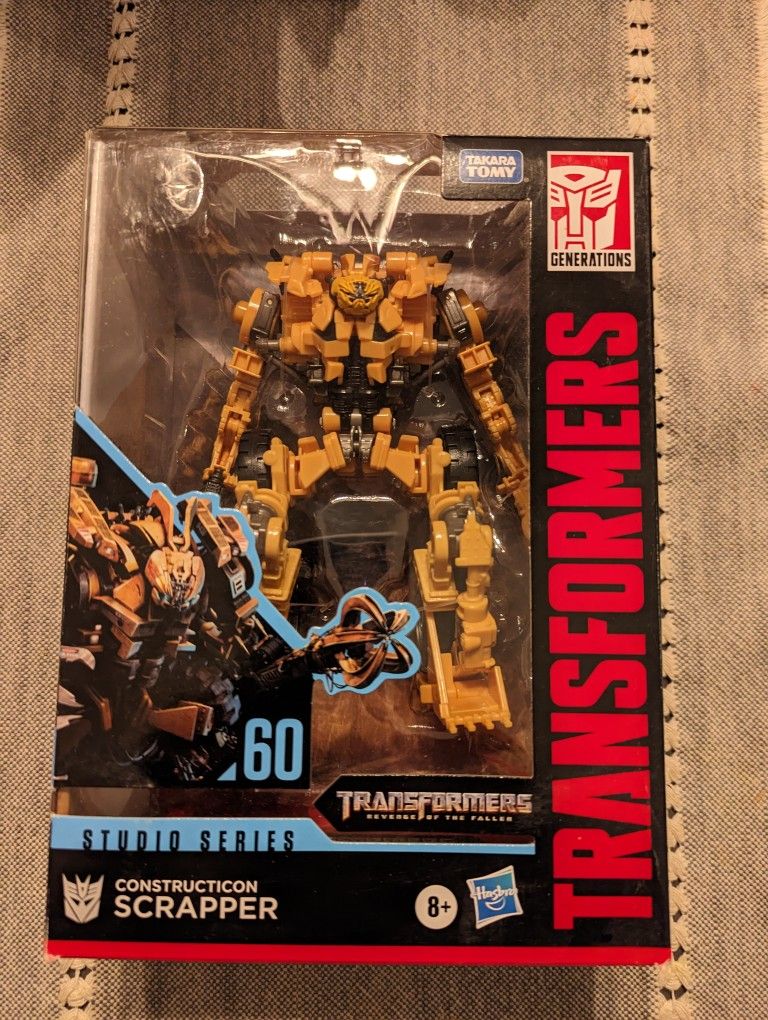 Transformers Studio Series #60 Construction Scrapper Figure 2020