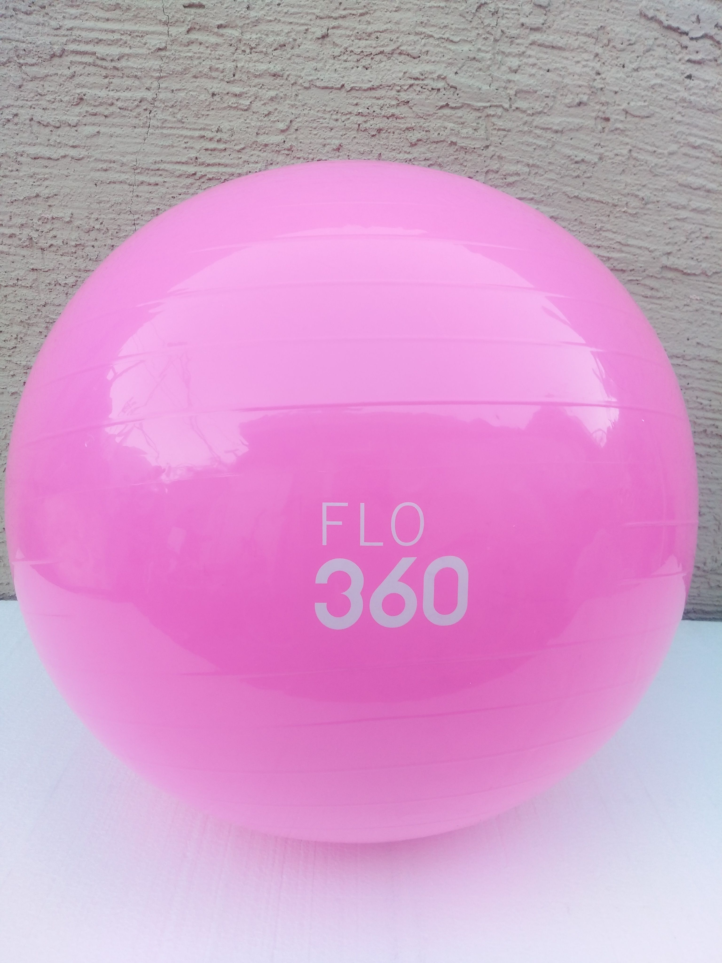 FLO 360 PINK EXERCISE & YOGA BALL !!! for Sale in Las Vegas, NV - OfferUp