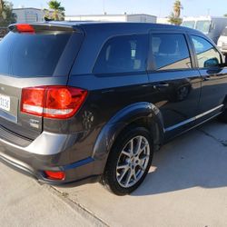 Dodge Journey 